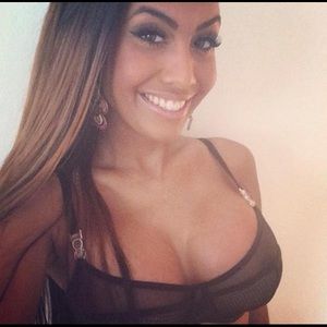 Meet your Posher, Marie